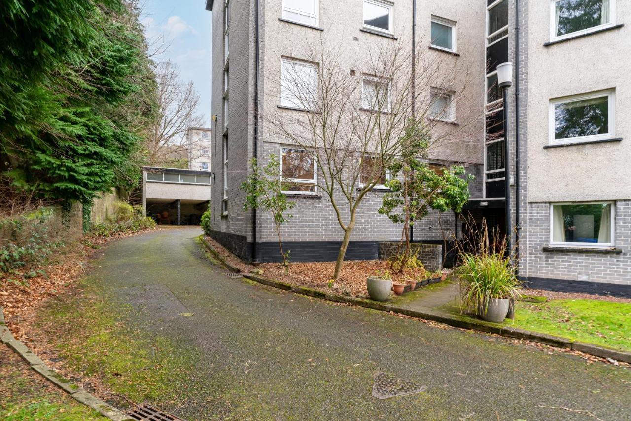 Ground-Fl Two Bedroom Apartment In Bridge Of Allan Eksteriør bilde