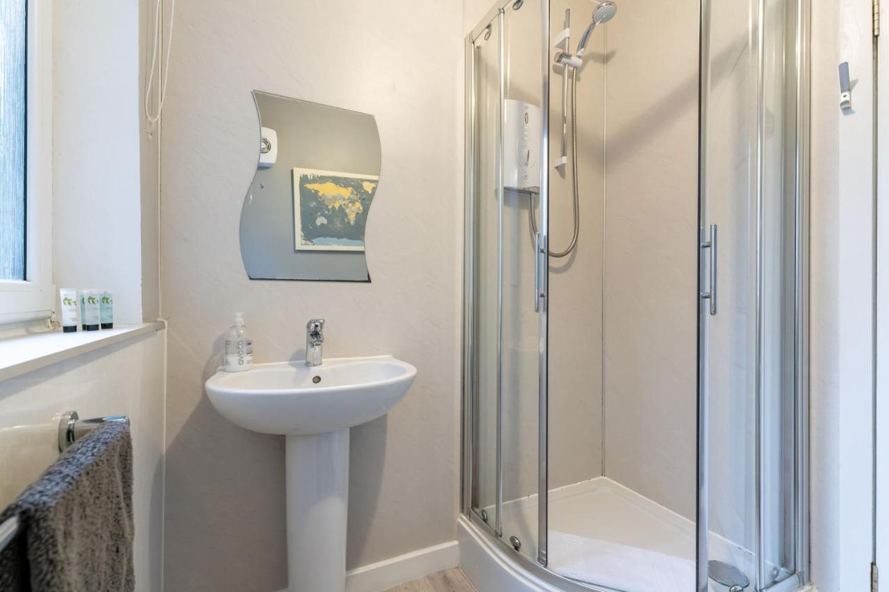 Ground-Fl Two Bedroom Apartment In Bridge Of Allan Eksteriør bilde